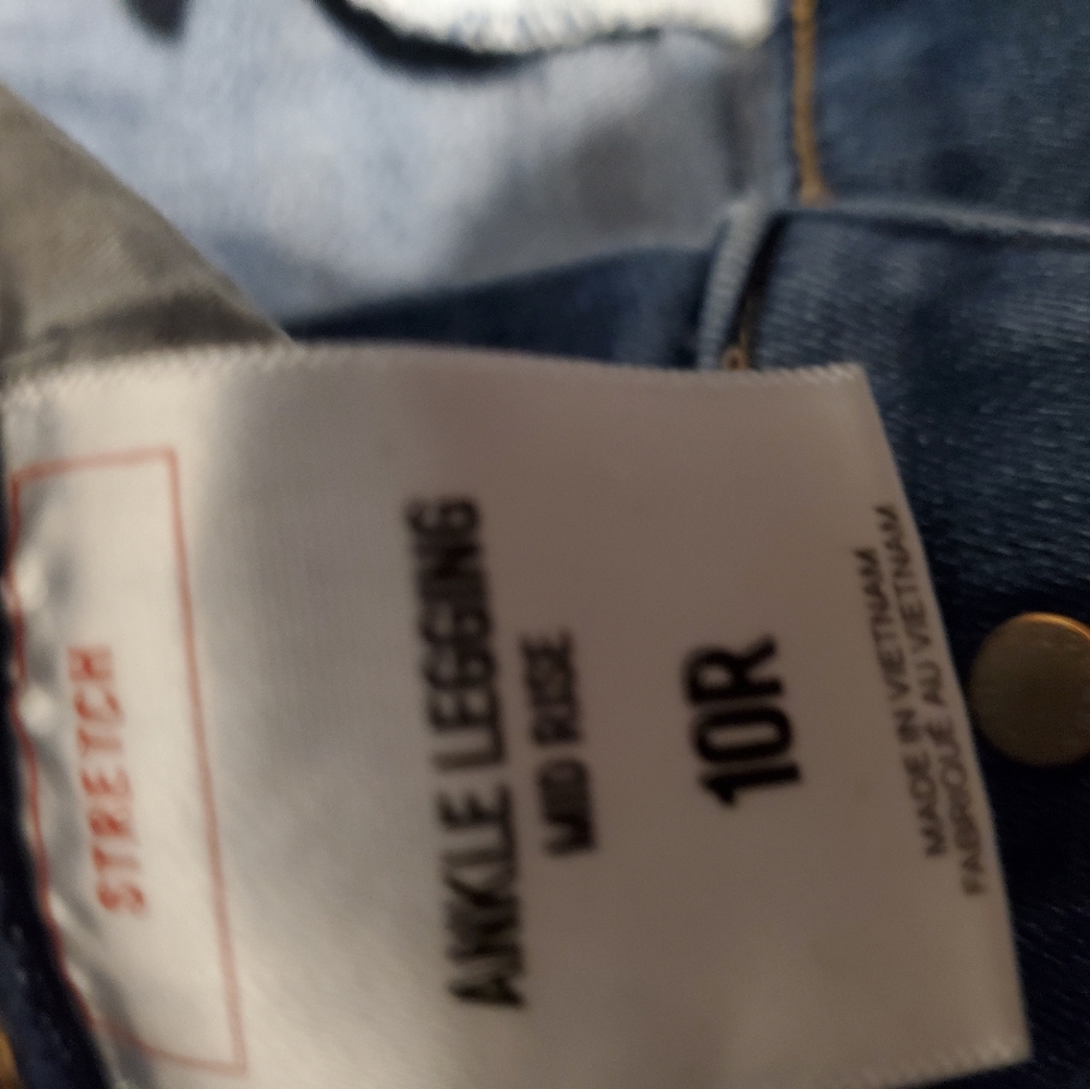 Jeans - Picture 4 of 4